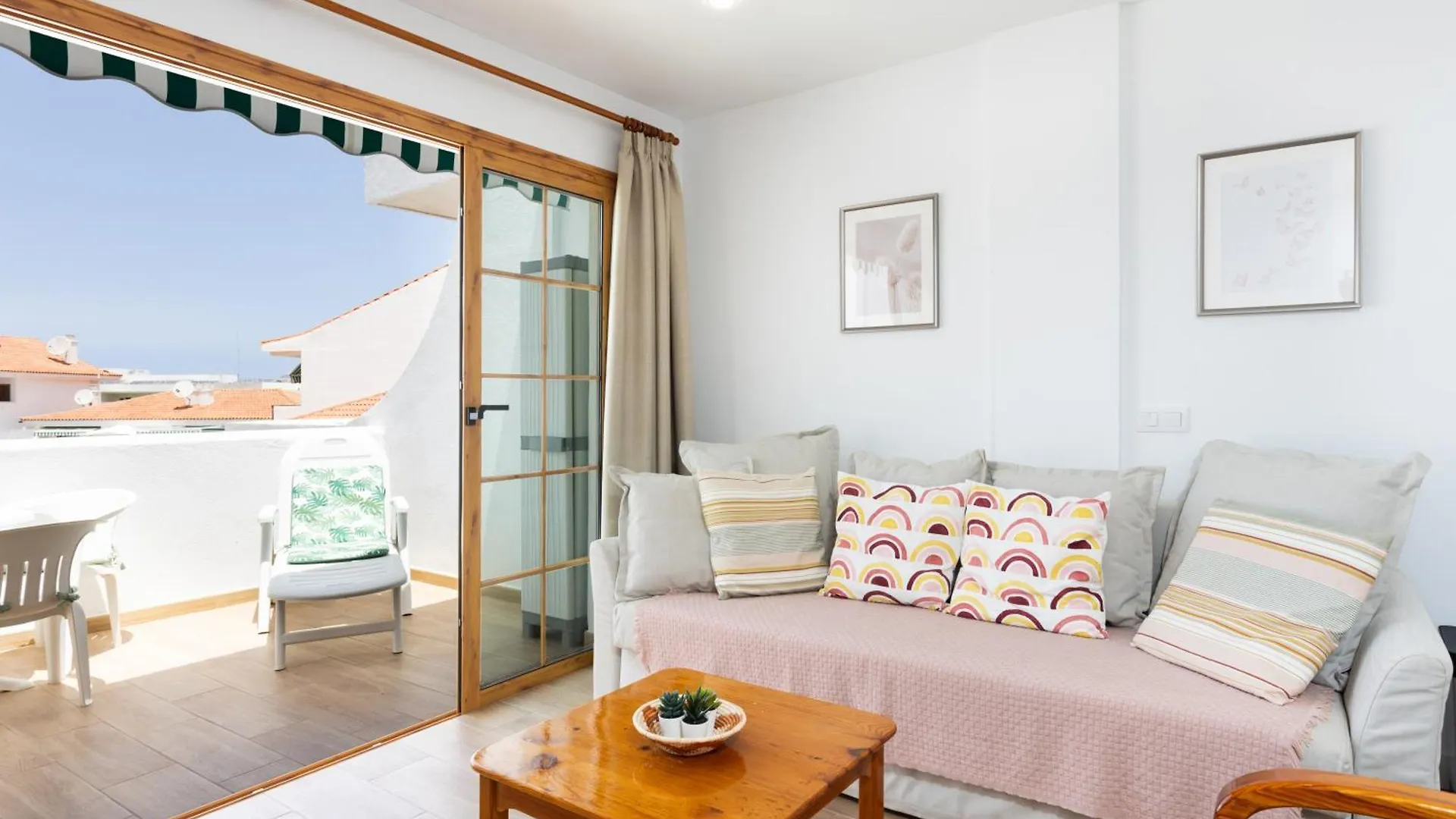 Apartment Ferienwohnung Live Torviscas Parque Royal 11 Costa Adeje  Spanien